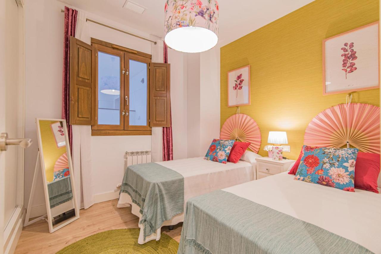Qh Plaza De La Trinidad Lejlighed Granada Eksteriør billede