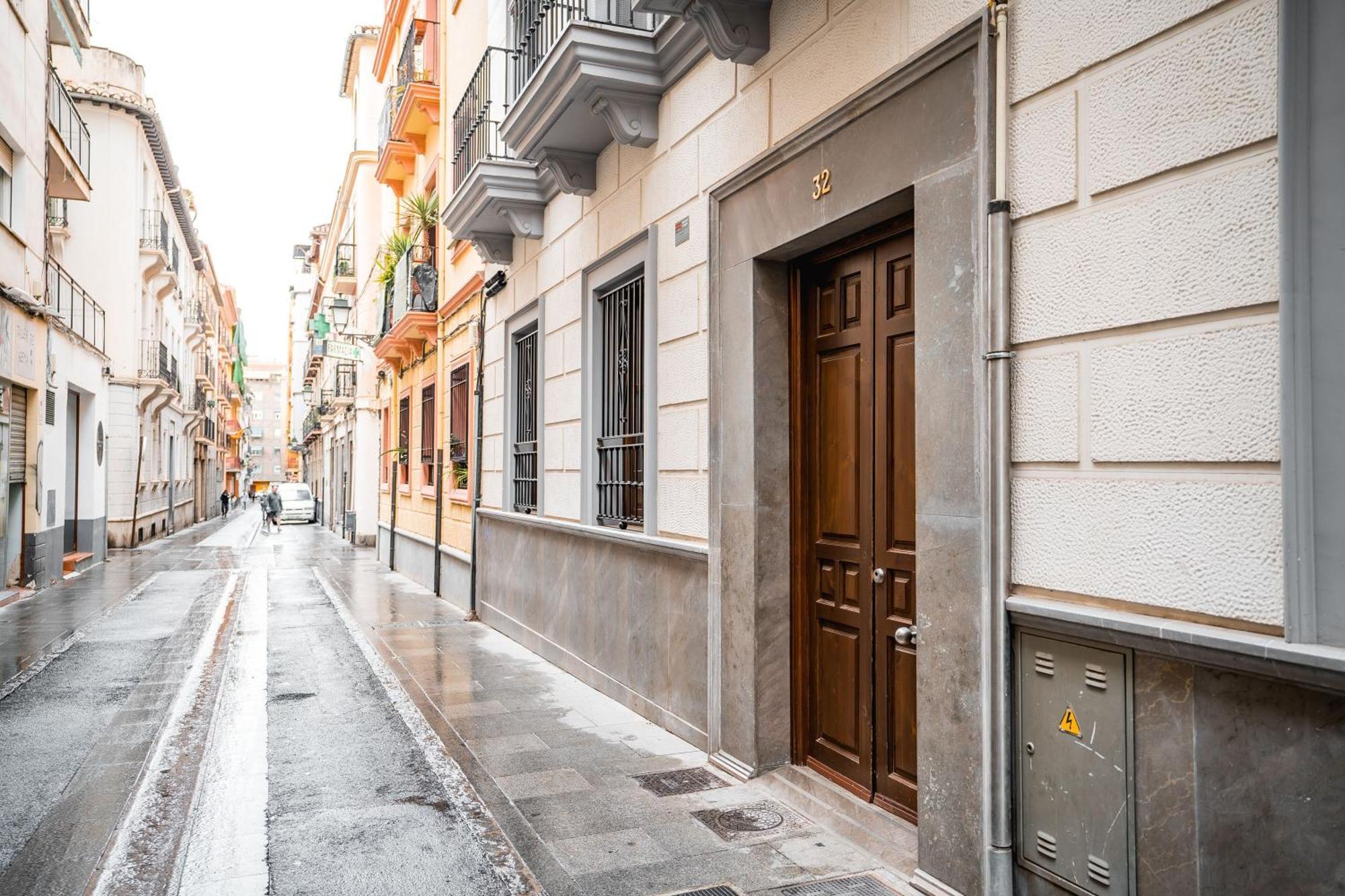 Qh Plaza De La Trinidad Lejlighed Granada Eksteriør billede